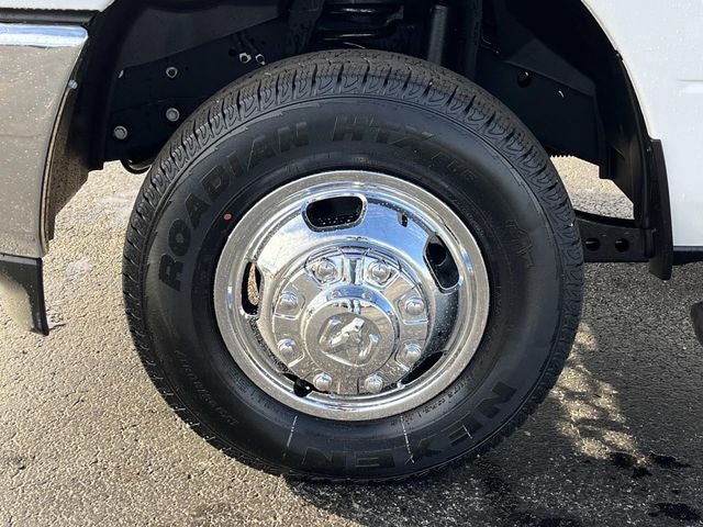 2026 RAM 3500 RAM 3500 TRADESMAN CHASSIS REGULAR CAB 4X4 60' CA