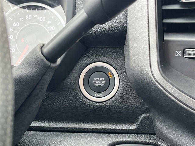 2026 RAM 3500 RAM 3500 TRADESMAN CHASSIS REGULAR CAB 4X4 60' CA