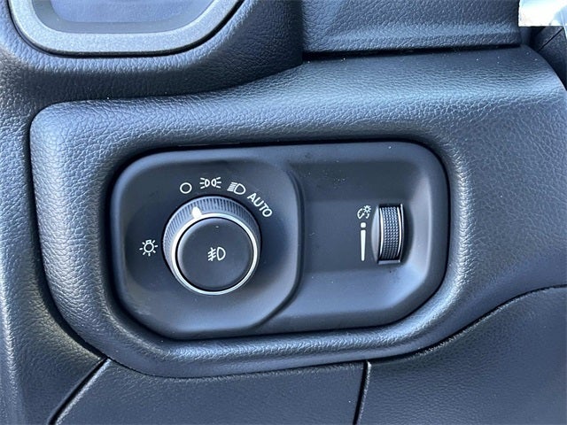 2026 RAM 3500 RAM 3500 TRADESMAN CHASSIS REGULAR CAB 4X4 60' CA