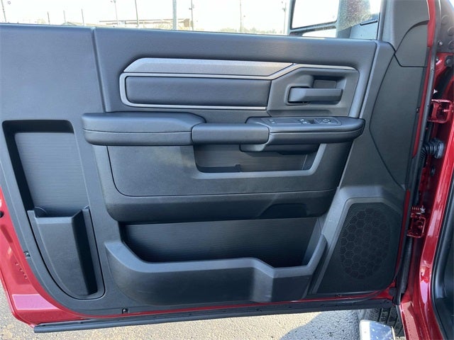 2026 RAM 3500 RAM 3500 TRADESMAN CHASSIS REGULAR CAB 4X4 60' CA