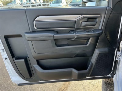 2026 RAM 3500 RAM 3500 TRADESMAN CHASSIS REGULAR CAB 4X4 60' CA