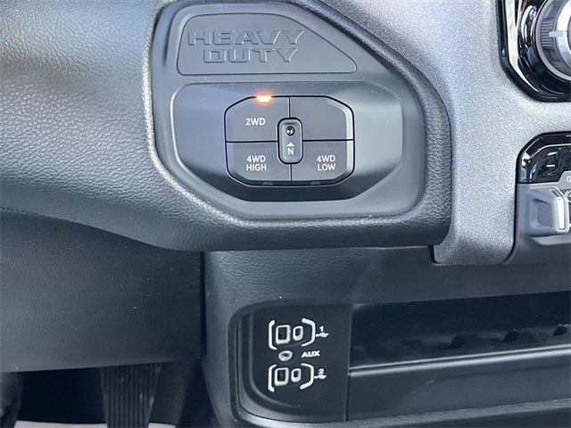 2026 RAM 3500 RAM 3500 TRADESMAN CHASSIS REGULAR CAB 4X4 60' CA