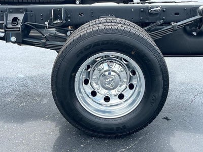 2026 RAM 3500 RAM 3500 TRADESMAN CHASSIS REGULAR CAB 4X4 60' CA