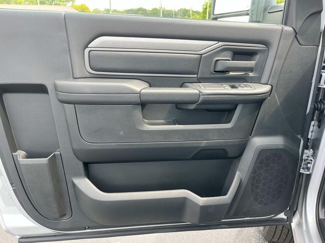 2026 RAM 3500 RAM 3500 TRADESMAN CHASSIS REGULAR CAB 4X4 60' CA