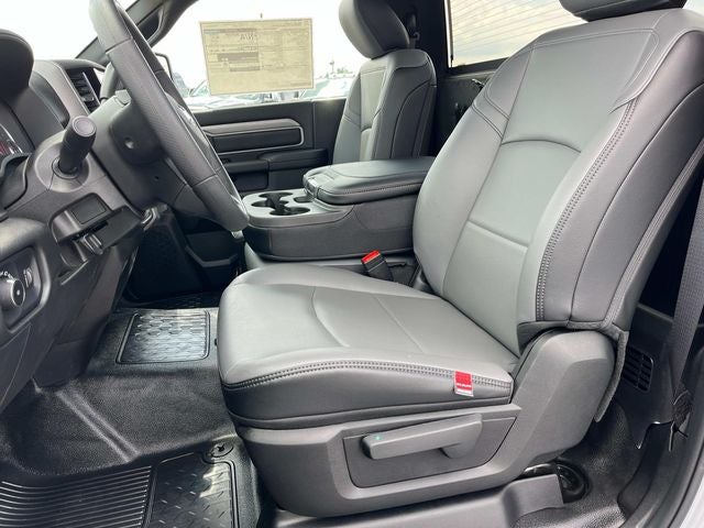 2026 RAM 3500 RAM 3500 TRADESMAN CHASSIS REGULAR CAB 4X4 60' CA