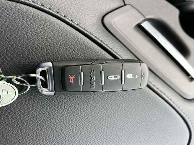 2026 RAM 3500 RAM 3500 TRADESMAN CHASSIS REGULAR CAB 4X4 60' CA