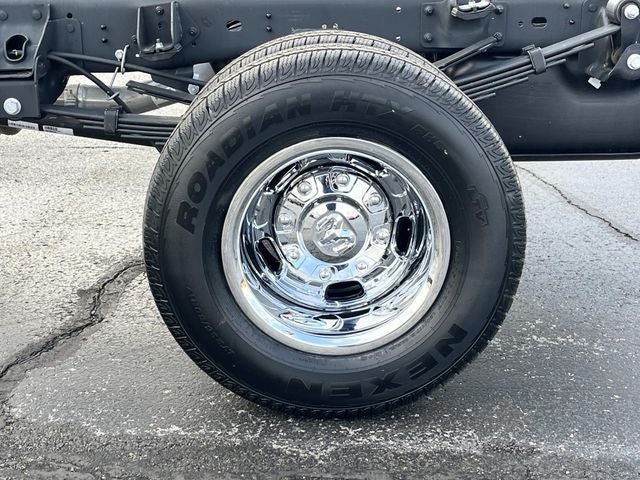 2026 RAM 3500 RAM 3500 TRADESMAN CHASSIS REGULAR CAB 4X4 84' CA