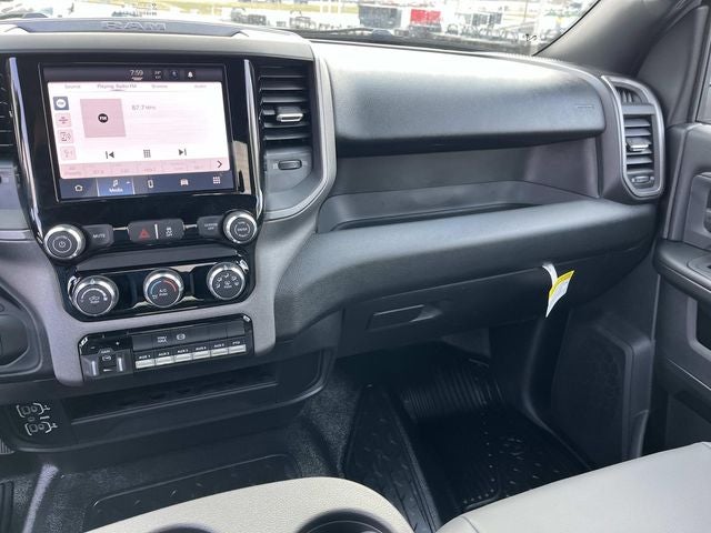 2026 RAM 3500 RAM 3500 TRADESMAN CHASSIS REGULAR CAB 4X4 84' CA