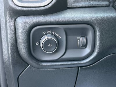 2026 RAM 3500 RAM 3500 TRADESMAN CHASSIS REGULAR CAB 4X4 84' CA