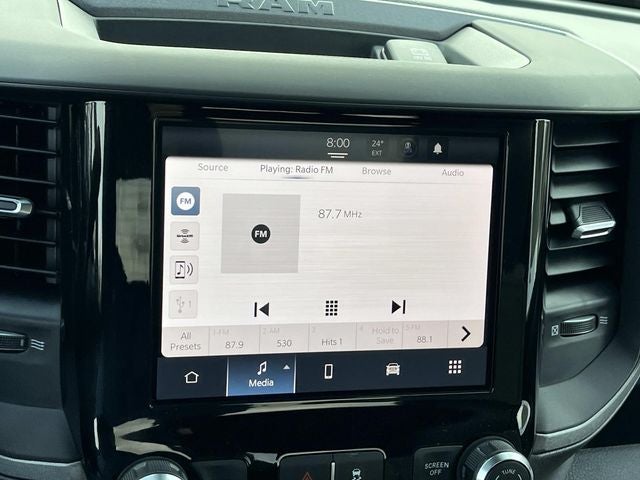 2026 RAM 3500 RAM 3500 TRADESMAN CHASSIS REGULAR CAB 4X4 84' CA