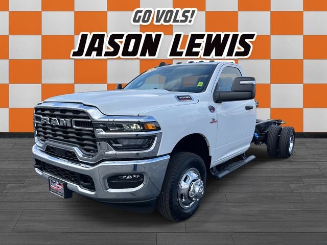 2026 RAM 3500 RAM 3500 TRADESMAN CHASSIS REGULAR CAB 4X4 84' CA