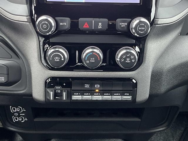 2026 RAM 3500 RAM 3500 TRADESMAN CREW CAB CHASSIS 4X4 60' CA