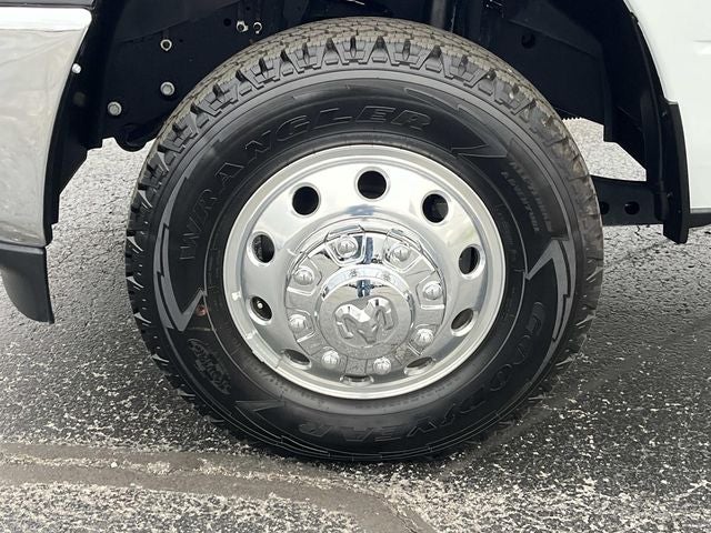 2026 RAM 3500 RAM 3500 TRADESMAN CREW CAB CHASSIS 4X4 60' CA