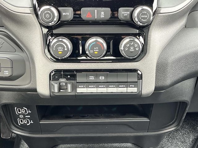 2026 RAM 3500 RAM 3500 TRADESMAN CREW CAB CHASSIS 4X4 60' CA