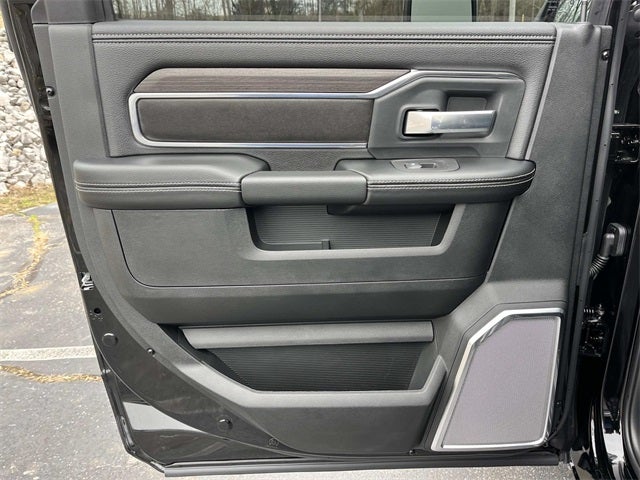 2026 RAM 3500 RAM 3500 BIG HORN CREW CAB CHASSIS 4X4 60' CA