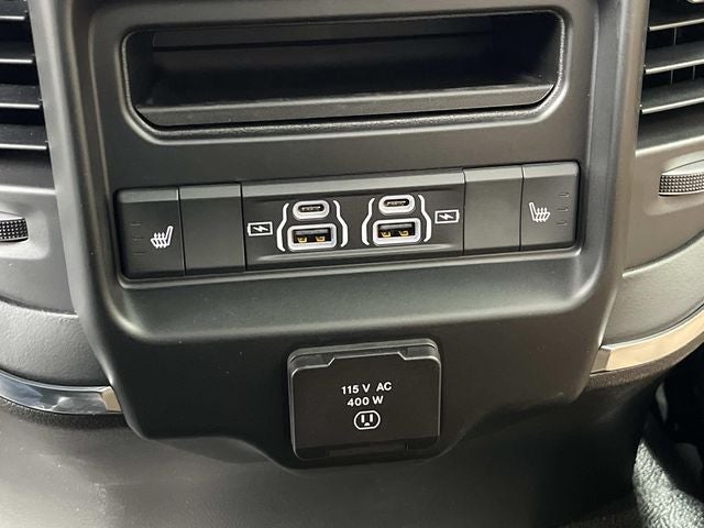 2026 RAM 3500 RAM 3500 BIG HORN CREW CAB CHASSIS 4X4 60' CA