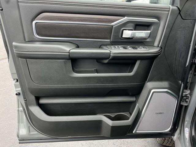 2026 RAM 3500 RAM 3500 BIG HORN CREW CAB CHASSIS 4X4 60' CA