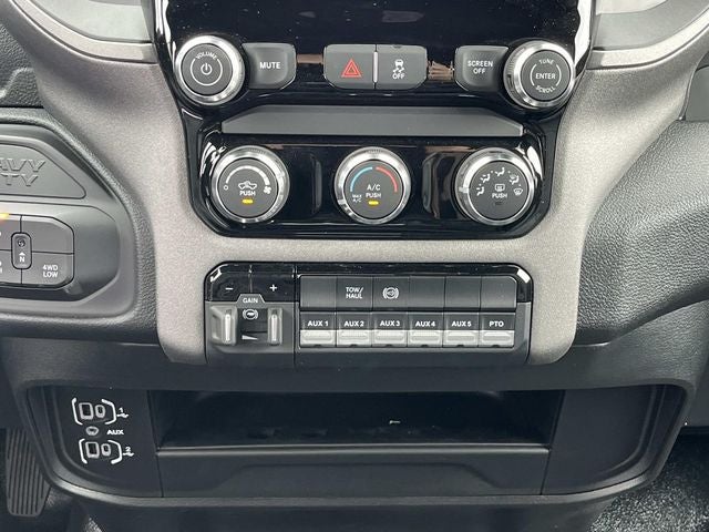 2026 RAM 3500 RAM 3500 TRADESMAN CREW CAB CHASSIS 4X4 60' CA