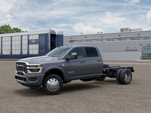 2026 RAM 5500 Chassis Cab RAM 5500 BIG HORN CHASSIS CREW CAB 4X4 60' CA