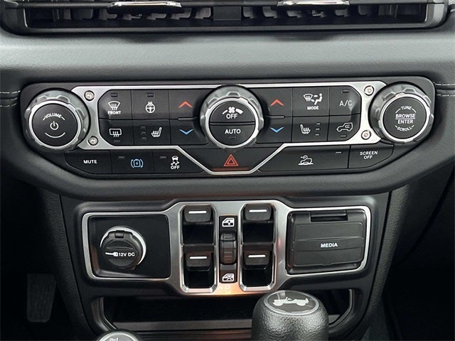 2024 Jeep Wrangler Sahara 4xe