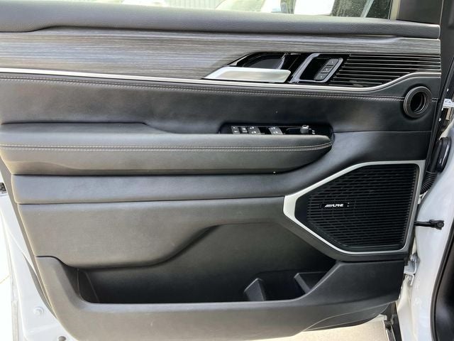 2024 Jeep Wagoneer Series III