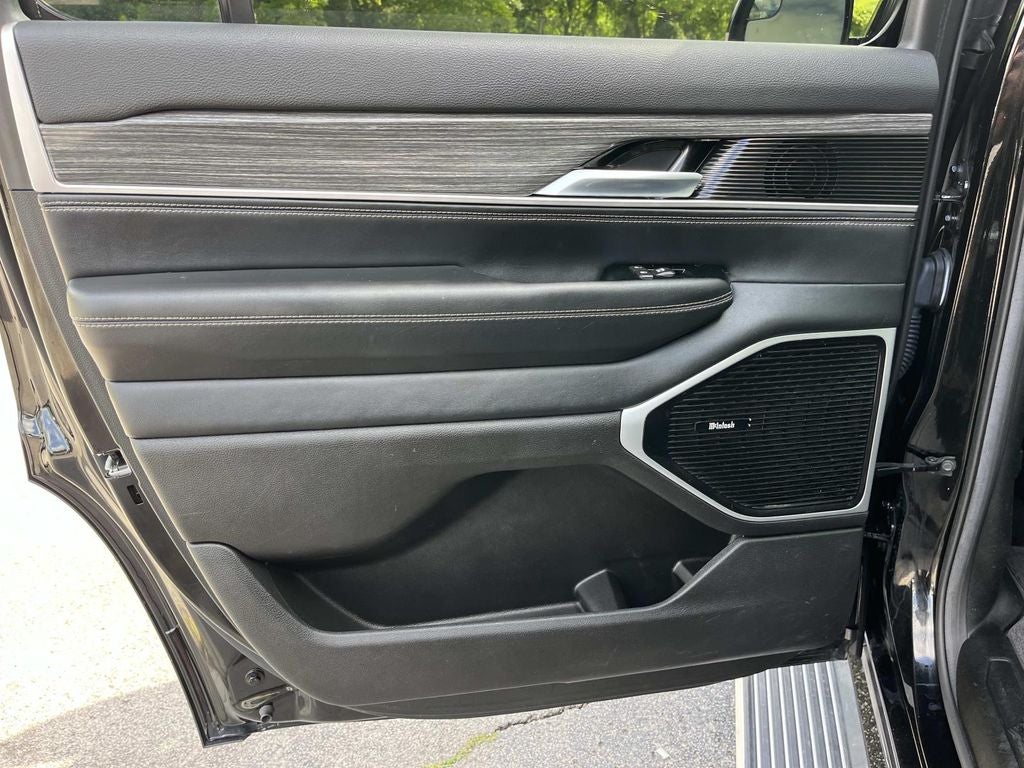 2022 Jeep Wagoneer Series III