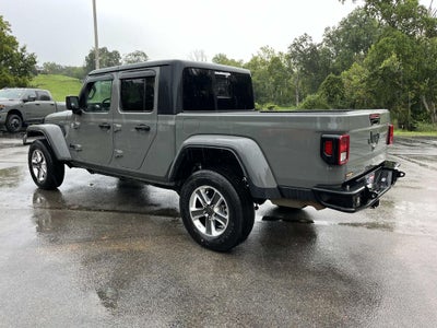 2021 Jeep Gladiator Sport