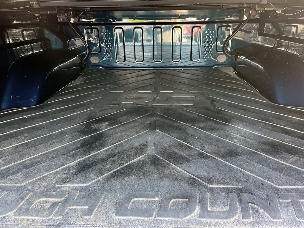2025 Jeep Gladiator Nighthawk