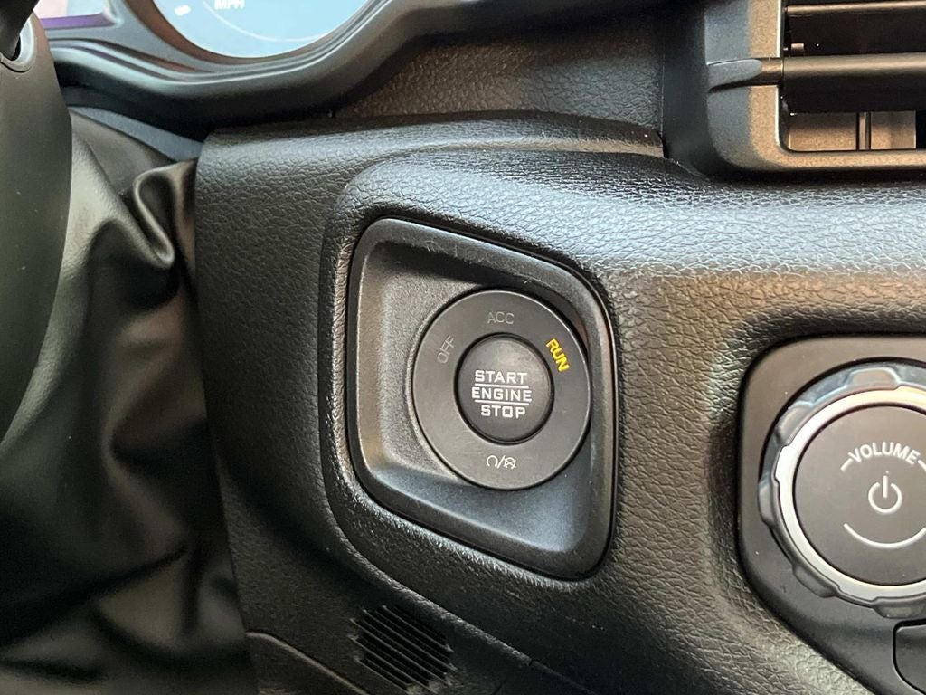 2025 Jeep Gladiator Nighthawk