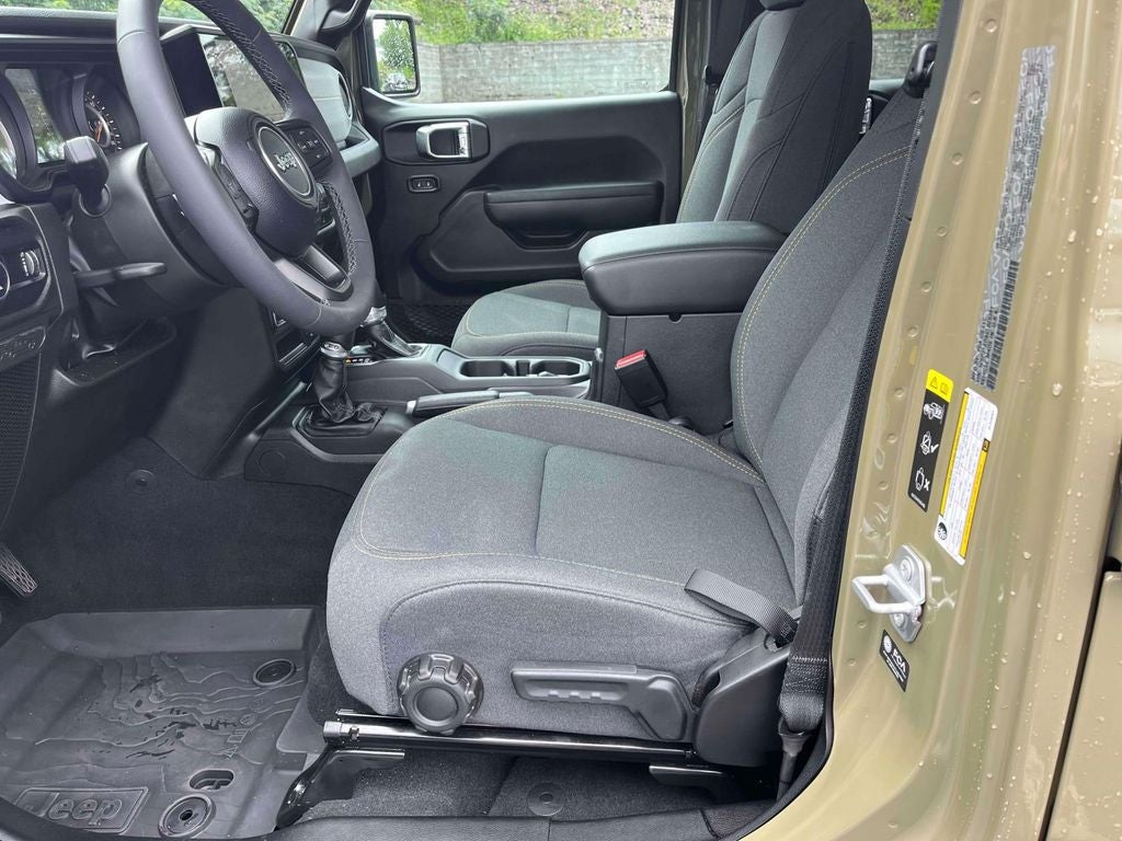 2025 Jeep Gladiator Sport S