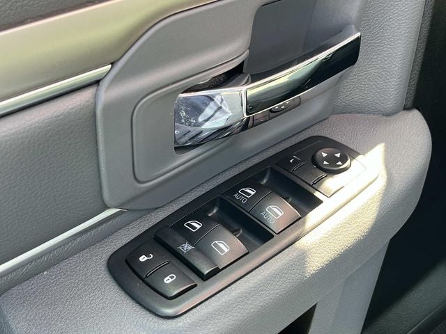2020 RAM 1500 Classic SLT