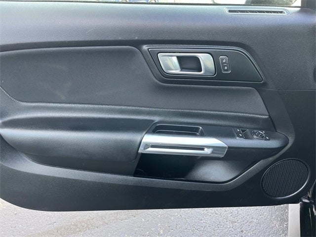 2020 Ford Mustang EcoBoost