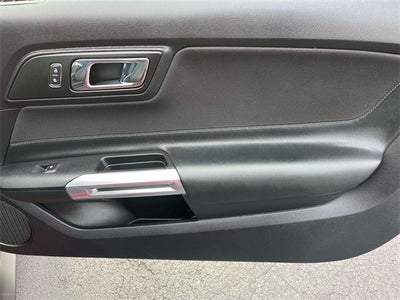 2015 Ford Mustang V6