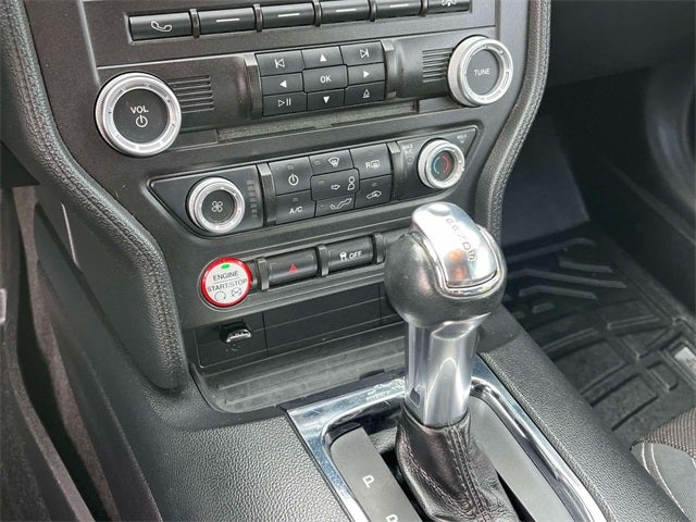 2015 Ford Mustang V6