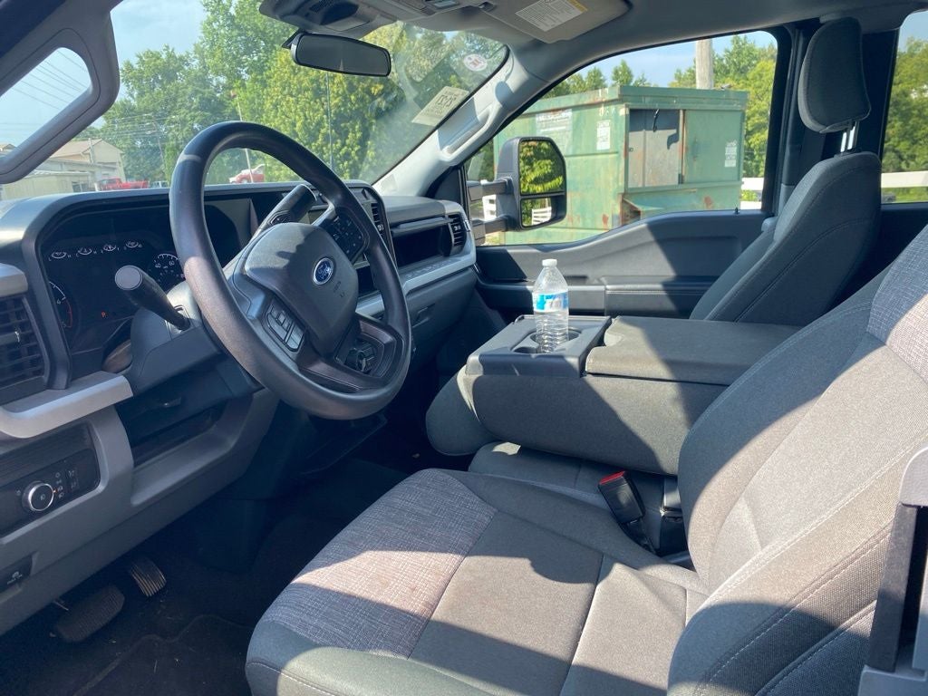 2025 Ford F-350SD XLT 168 WB