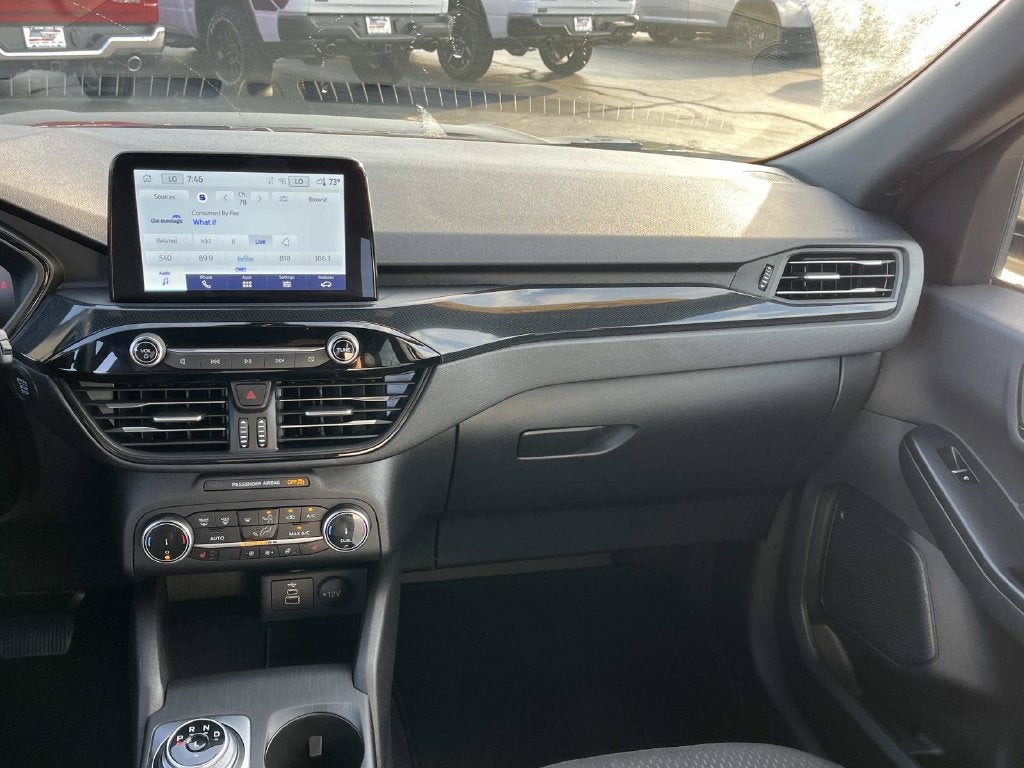 2025 Ford Escape ST-Line Select
