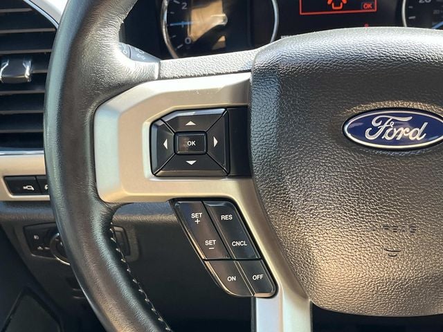 2022 Ford F-350SD Lariat