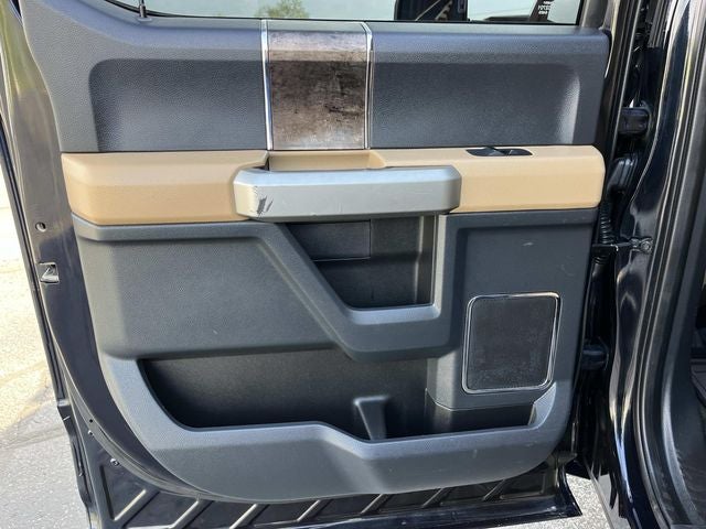 2022 Ford F-350SD Lariat