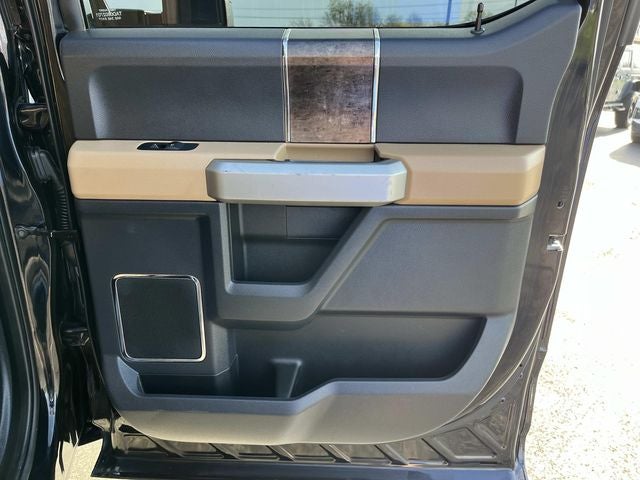 2022 Ford F-350SD Lariat