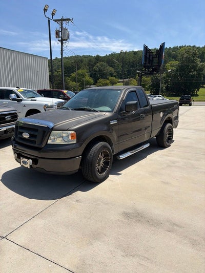 2006 Ford F-150 Base