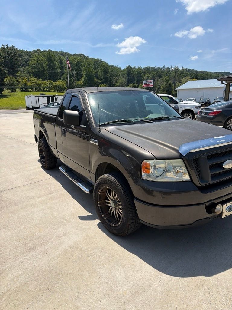 2006 Ford F-150 Base