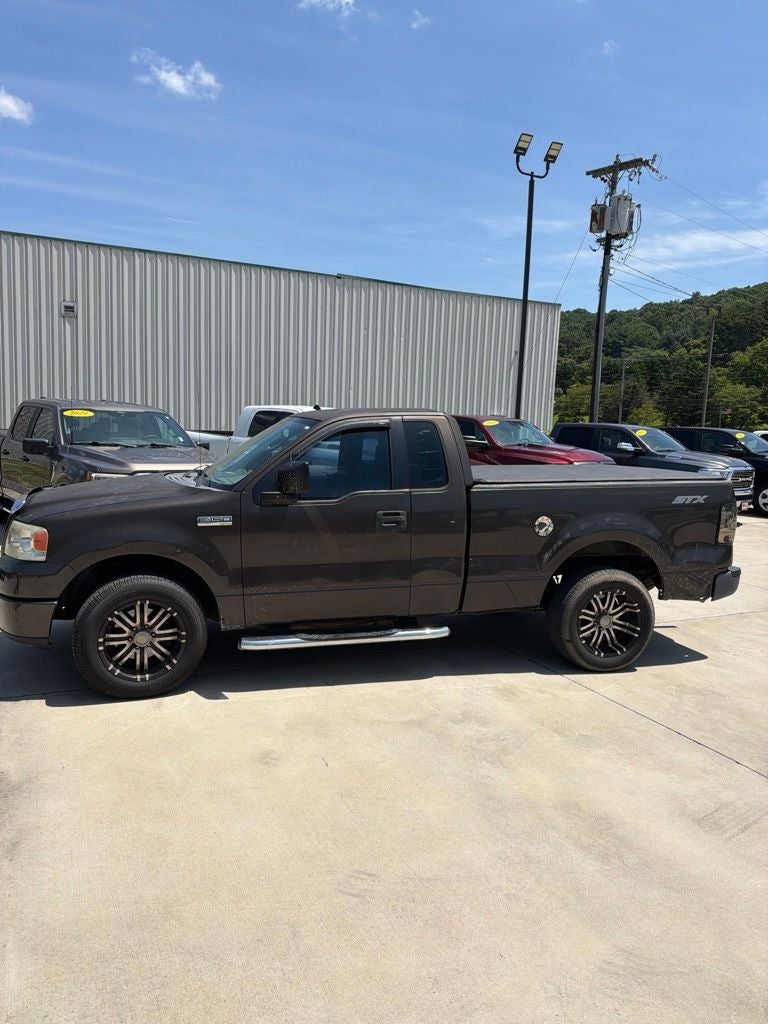 2006 Ford F-150 Base
