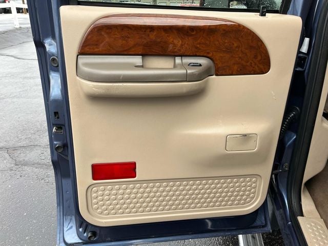 2004 Ford F-350SD Lariat