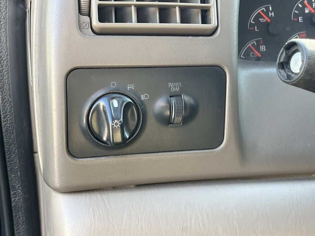 2000 Ford F-350SD Lariat DRW