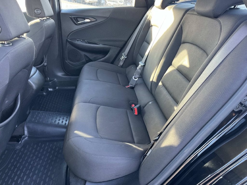 2020 Chevrolet Malibu LS 1LS