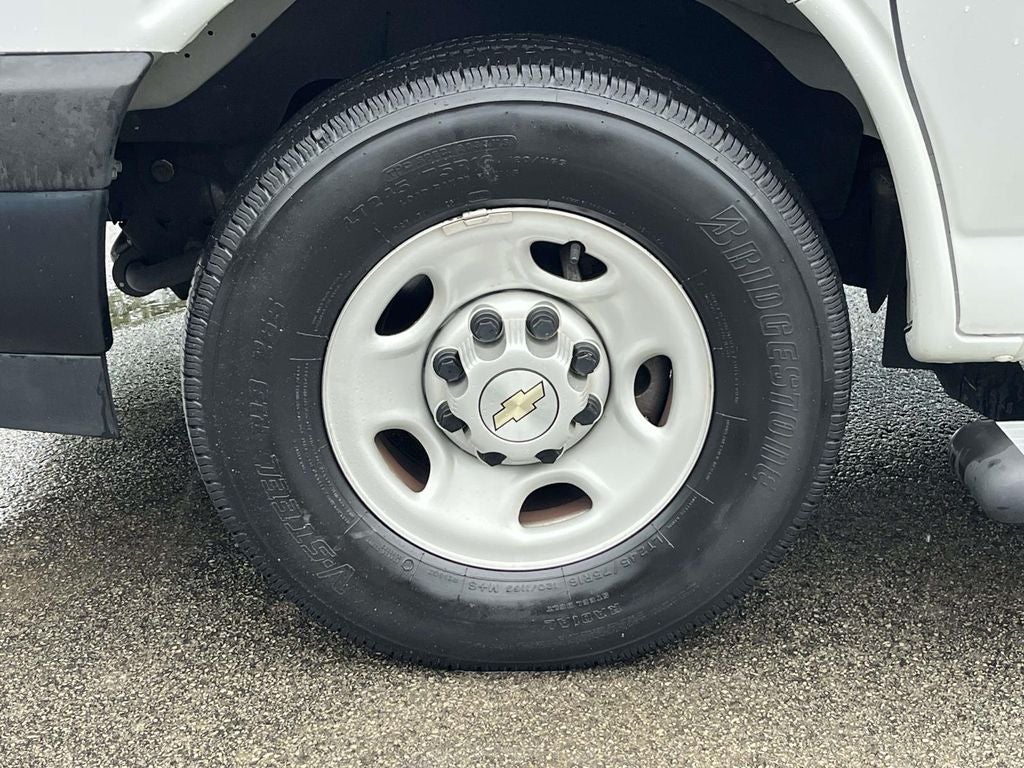 2021 Chevrolet Express 2500 LS Passenger
