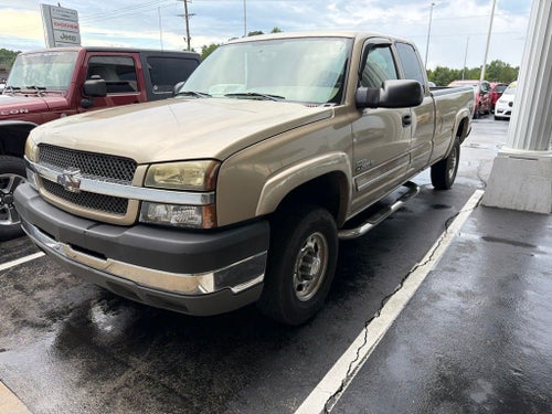 2004 Chevrolet Silverado 2500HD LS