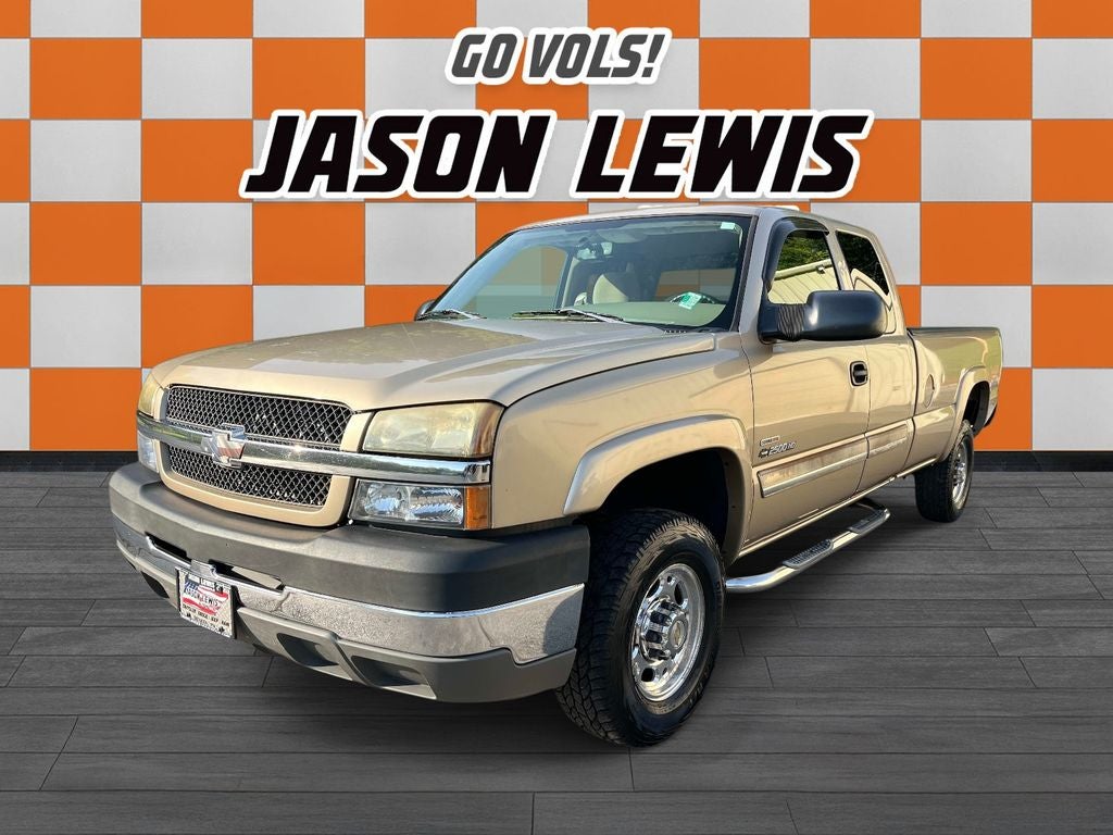 2004 Chevrolet Silverado 2500HD LS