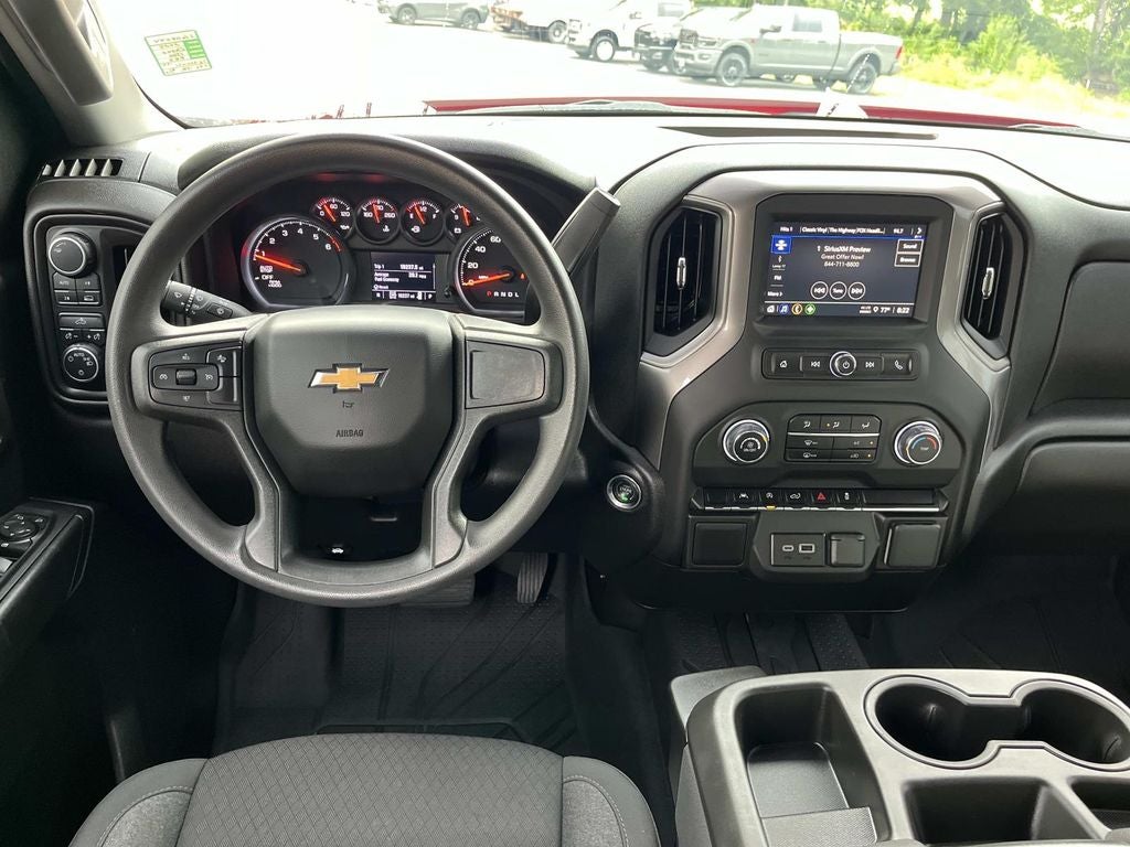 2025 Chevrolet Silverado 1500 Custom