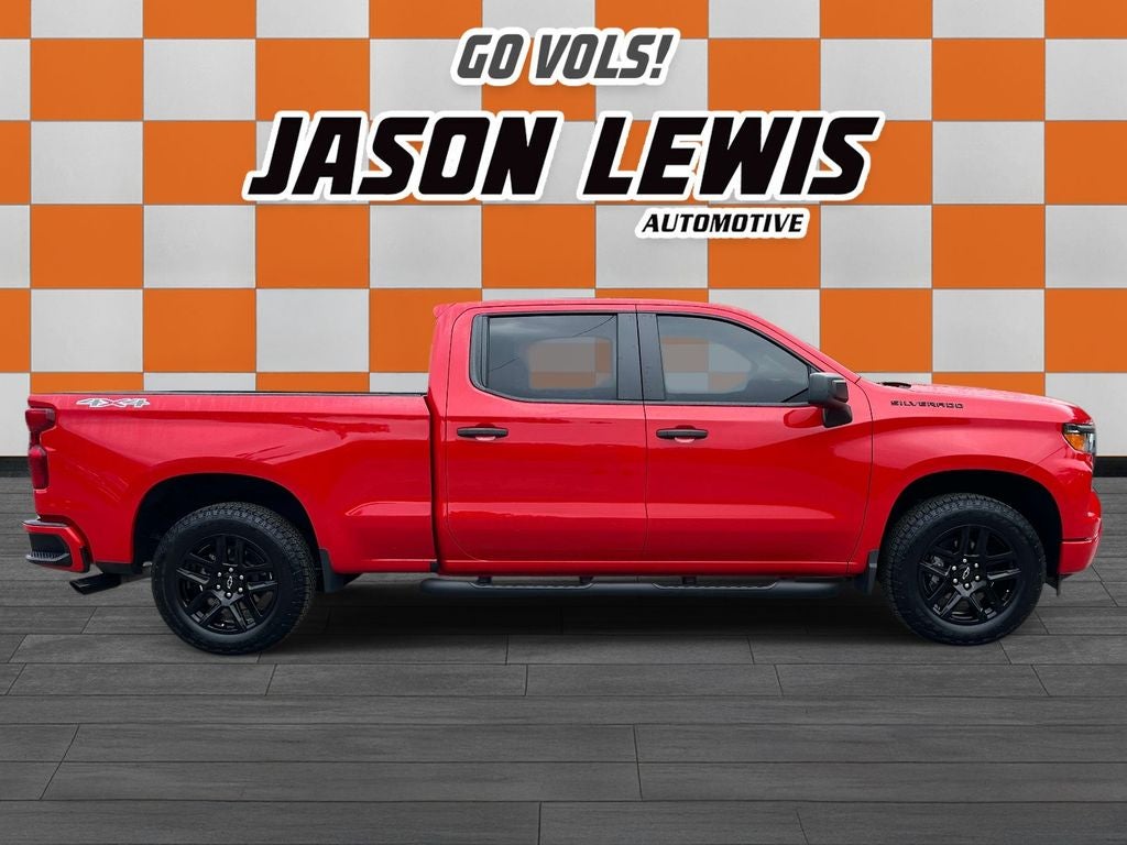 2025 Chevrolet Silverado 1500 Custom